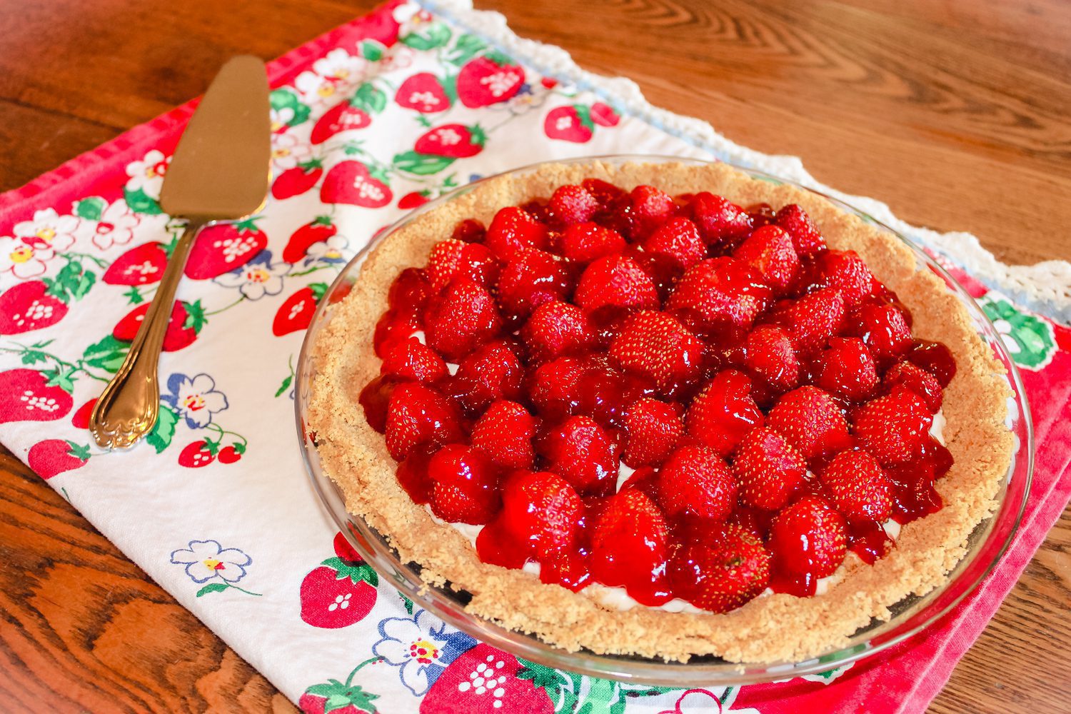 Homemade Sweet Summer Strawberry Pie