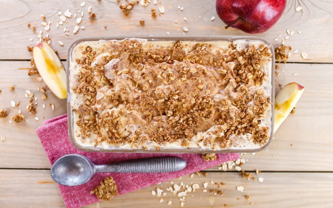 Cinnamon Apple Crisp Ice Cream