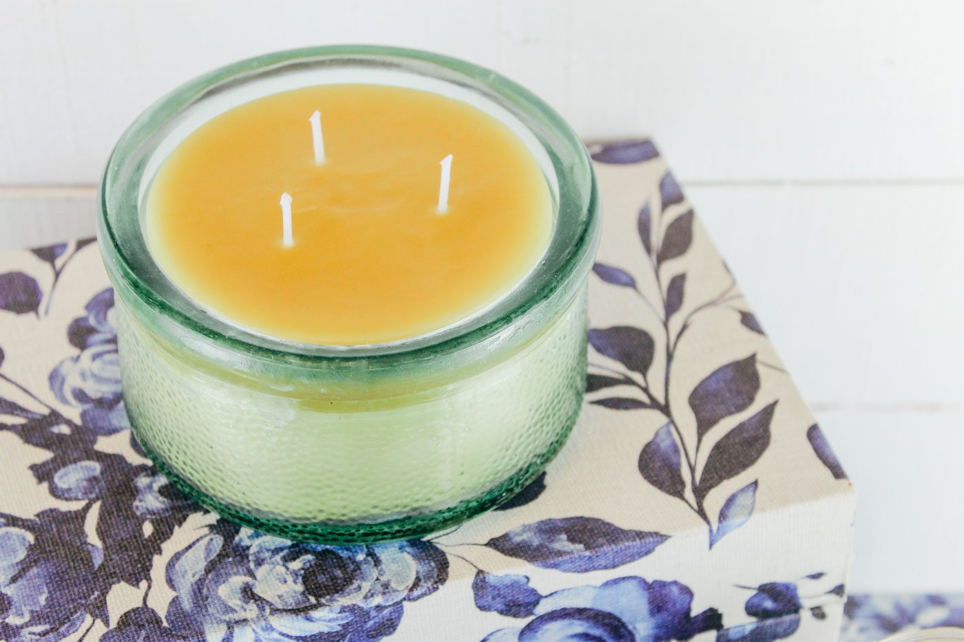 Easy Beeswax Candle Recipe