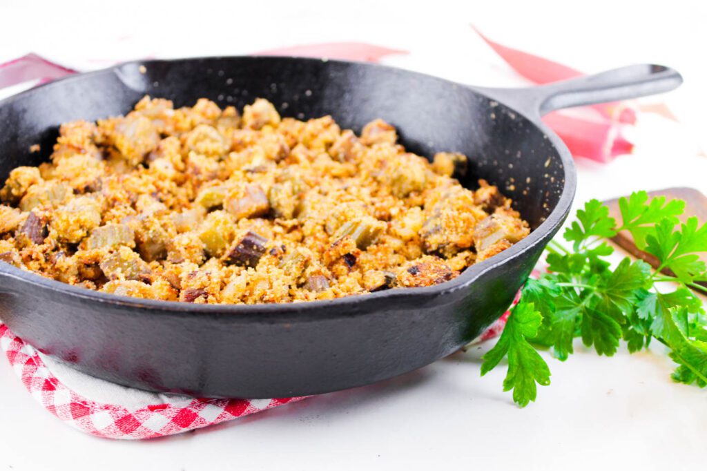 iron skillet filled with okra